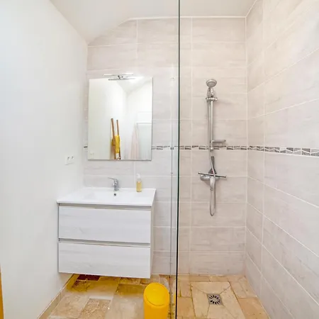 Holiday Home In Bergerac With Private Pool, Cleaning Included * Бержерак