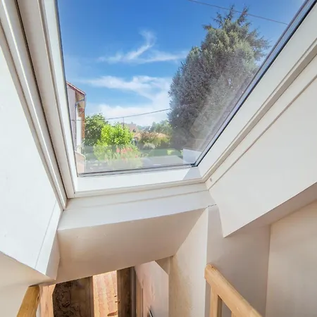 Spacious With Private Pool, Cleaning Included