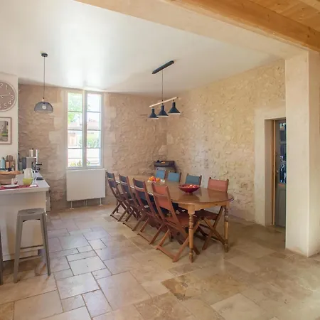 Holiday Home In Bergerac With Private Pool, Cleaning Included Дом отдыха