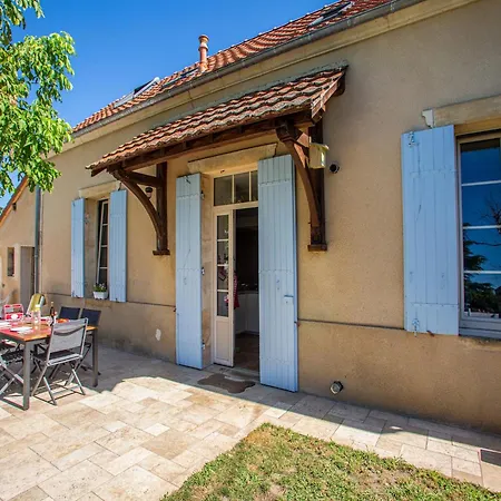 Holiday Home In Bergerac With Private Pool, Cleaning Included * Бержерак