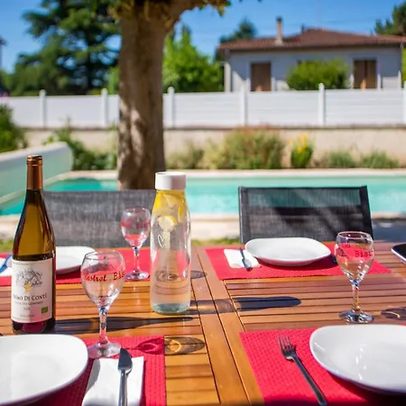Prázdninový dům Holiday Home In Bergerac With Private Pool, Cleaning Included *